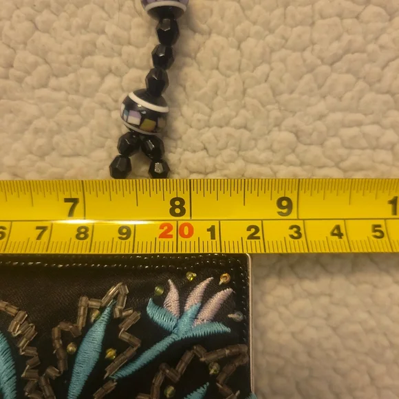 Vintage Chateau Beaded Embroidered Black w/Satin Kiss Lock in Floral Paisley - Picture 11 of 13